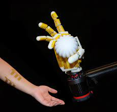 Robotic finger  that can withstand physical impact
