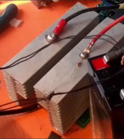 Aluminum heat sinks used for the project design