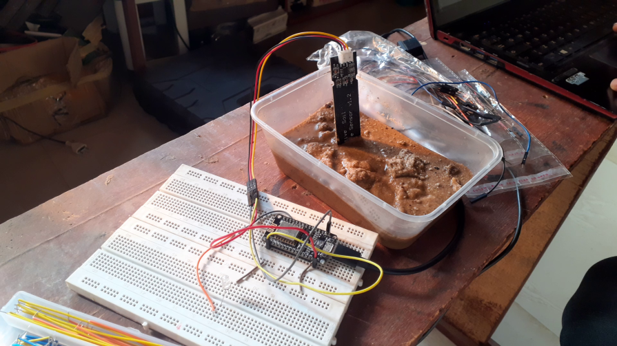 The testing on breadboard for the project design