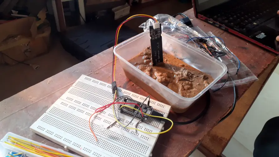 The testing on breadboard for the project design