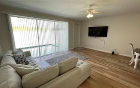 Exploring 1 Bedroom Apartments for Those Over 55 in Bradenton