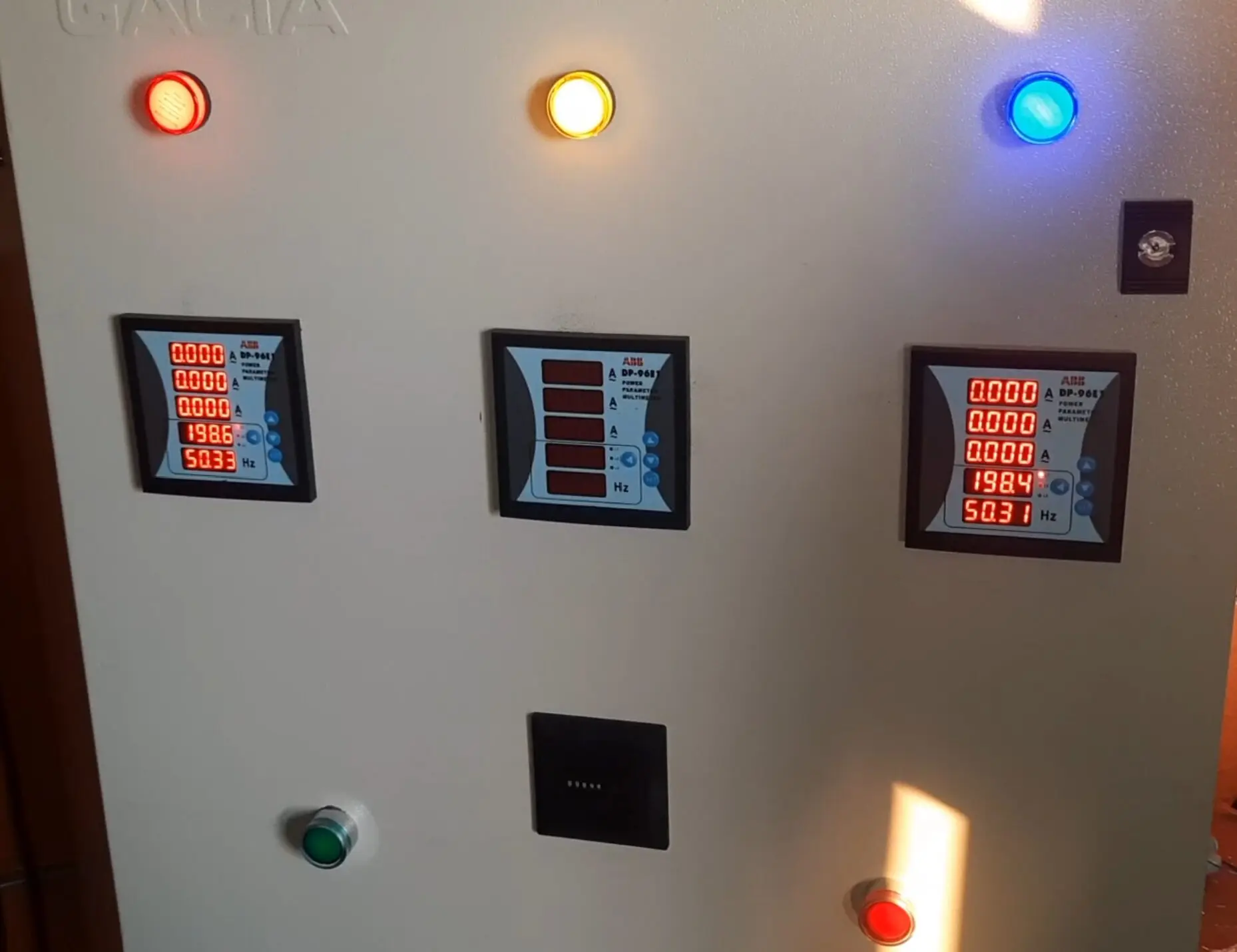 User interface for the programmable ELC control panel