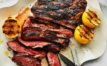 10 Foods to Avoid and 10 Foods to Savor When Drinking Alcohol