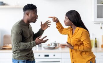 10 Signs To Look Out For in A Relationship