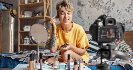 Turning Your Creative Side Hustle into a Profitable Venture