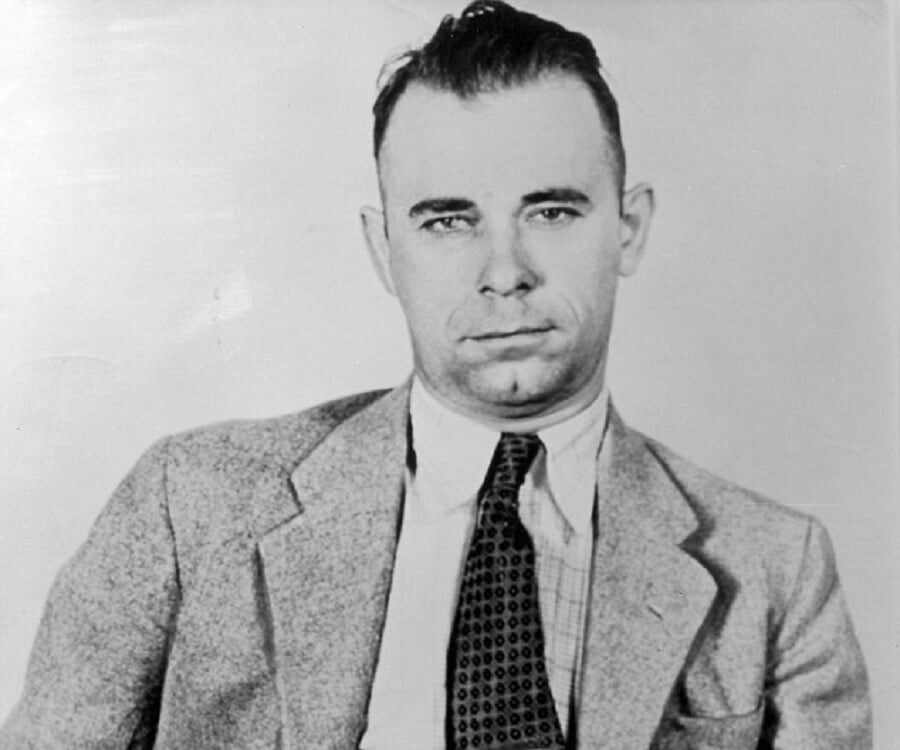 The Most Stylish Criminals in History