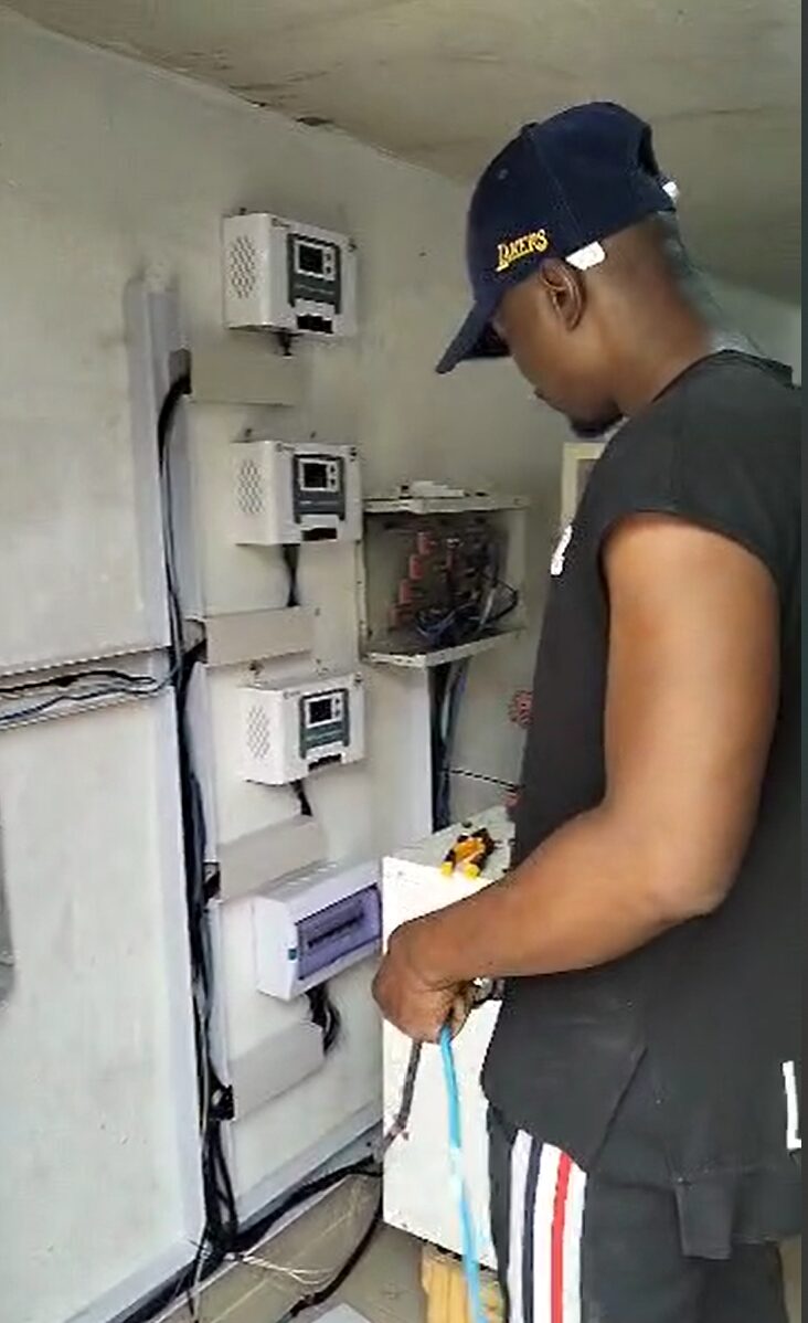 Connecting the inverters and wiring the system design