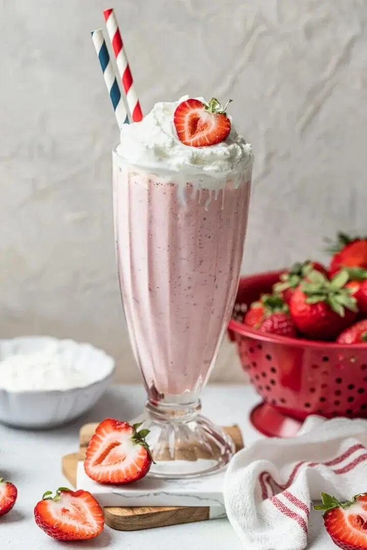 10 Easy Milkshake Recipes