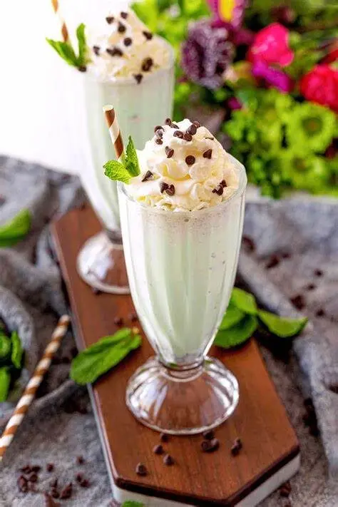 10 Easy Milkshake Recipes