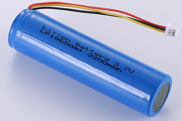 3.7V Li-Ion rechargeable battery used for the smart livestock tracking project design