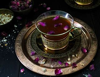 Cinnamon-Spiced Green Tea