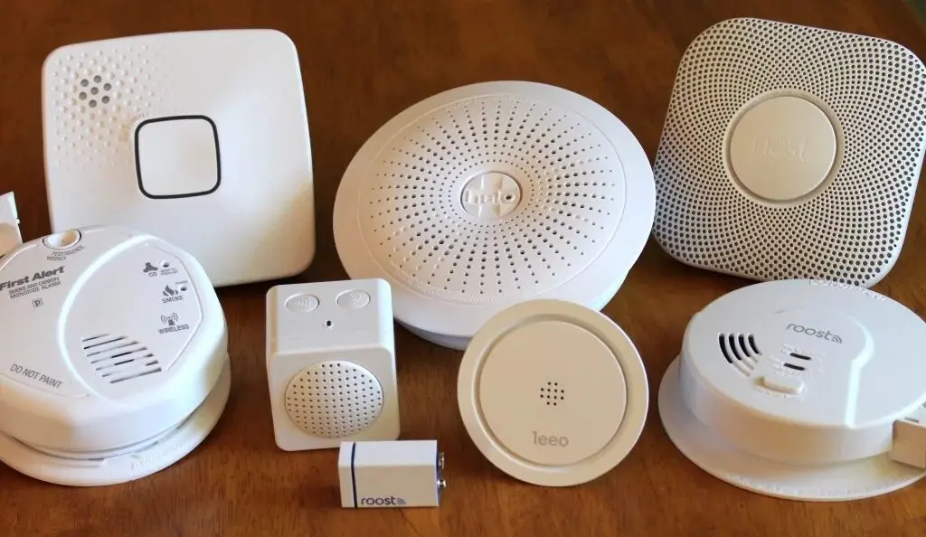 Smart Smoke & Carbon Monoxide Detectors
