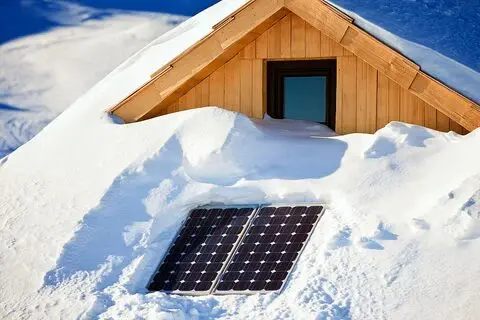 Solar Panels Can’t Power an Entire Home
