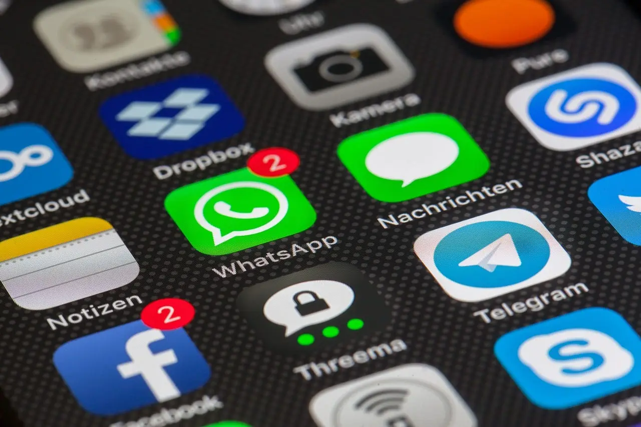 What Your WhatsApp Status Really Says About You — A Nigerian Perspective