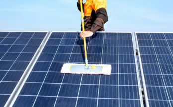How to Maintain Solar Panels for Maximum Efficiency